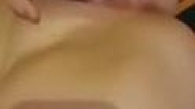 pepek mutih ini di elus elus | memek cantik