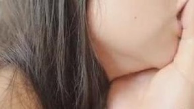 aku mengarahkan pantatnya dengan sesukaku | memekcantik