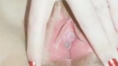 Memek yang menggairahkan dan bernafsu