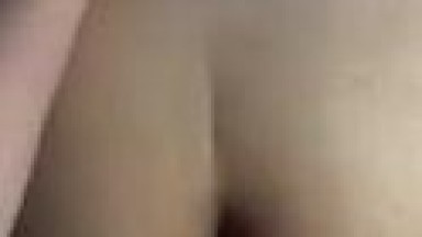 Quickie dengan pantat besar, mereka hampir menemukan kita