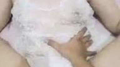 ngentot memek sempit istri sampai crot didalam