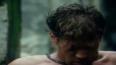Tarzan berhubungan seks dengan seorang gadis | indonesia